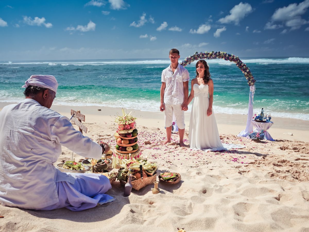Свадебные церемонии и фотосессии на острове Бали