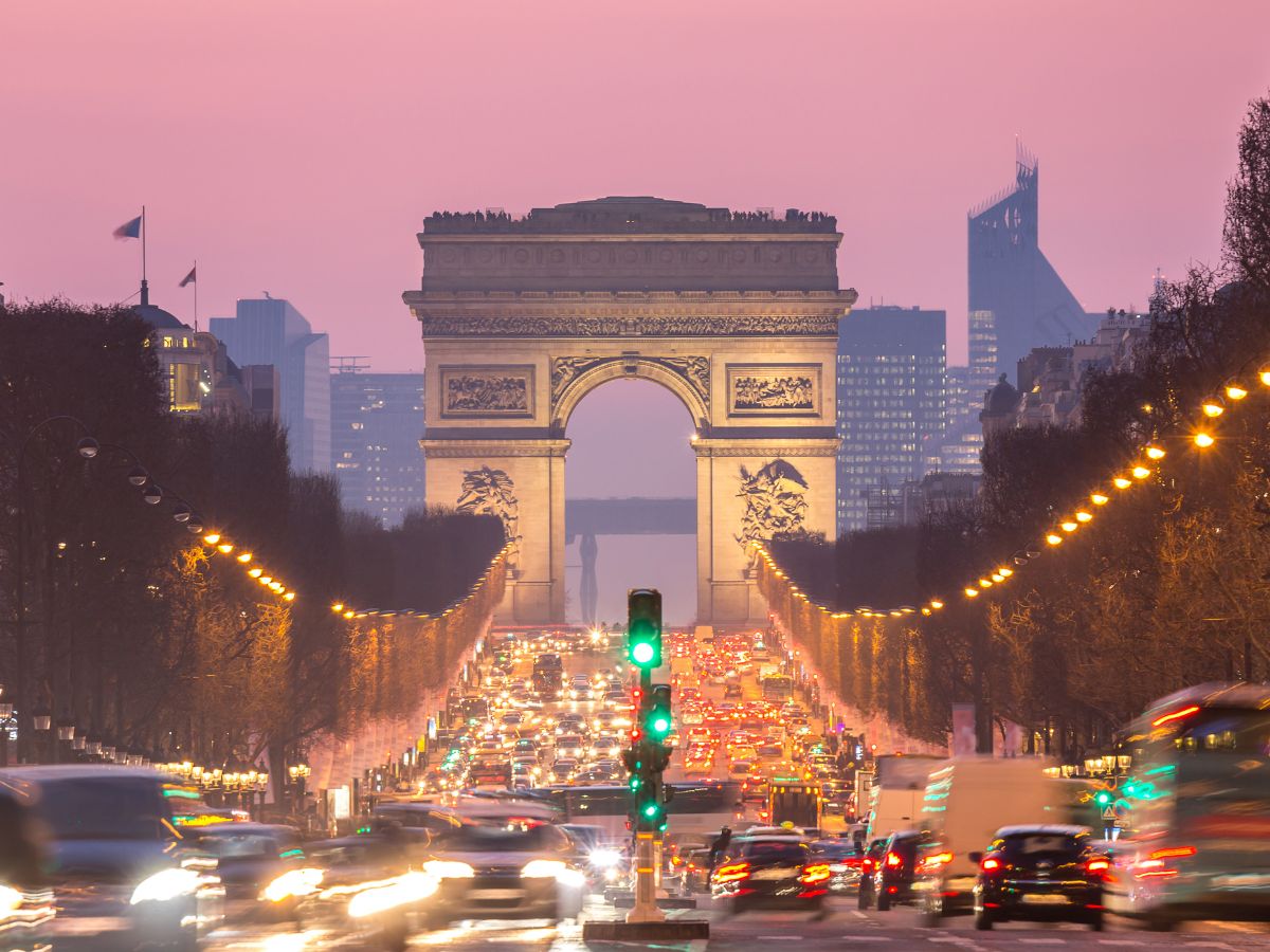 Милан-Женева-Париж